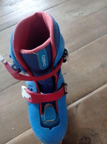 Kinderroller blauw rood schoenmaat 34-36 verstelbaar beschikbaar voor biedingen