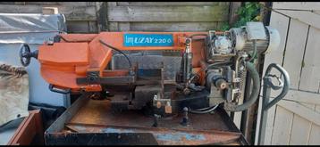 uzay makine 220G half automatische lintzaagmachine, Enlèvement, Utilisé