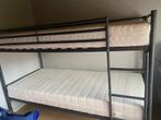Stapelbed metaal met matrassen nieuwstaat!, Ophalen, 90 cm, Stapelbed