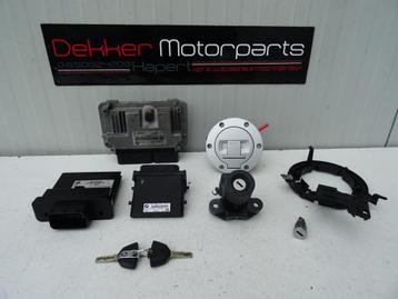 Complete Slotenset + ECU + Tankdop BMW S1000XR 2015-2016 beschikbaar voor biedingen