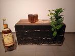 Oude houten (opberg)kist met industriële look., Huis en Inrichting, Woonaccessoires | Kisten, Ophalen, Minder dan 50 cm, Gebruikt