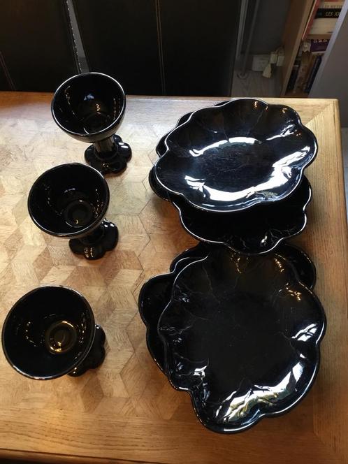Ensemble de table noir (9 elements ), Maison & Meubles, Accessoires pour la Maison | Sous-verres & Sous-plats, Utilisé