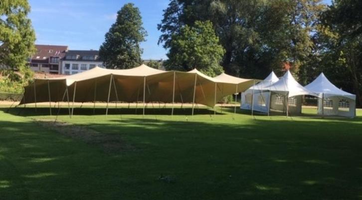 Stretchtent - bedouin tent - nomadentent - shelter 7m x 7m, Hobby en Vrije tijd, Feestartikelen, Gebruikt, Feestartikel, Ophalen