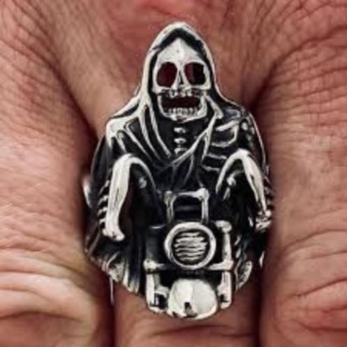 Stoere RVS biker ring Pietje de Dood op motorfiets, Handtassen en Accessoires, Ringen, Nieuw, IJzer of Staal, Ophalen of Verzenden