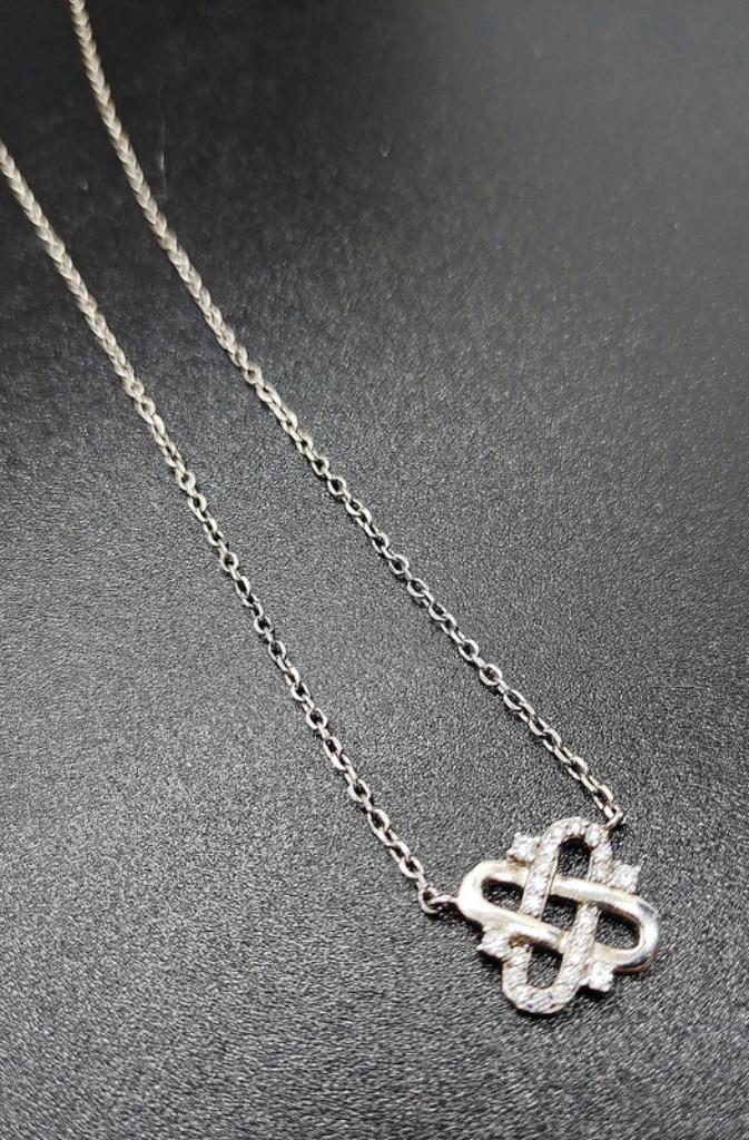 Collier "nœuds" avec strass, Nona, Handtassen en Accessoires, Kettingen, Nieuw, Zilver, Zilver, Met hanger, Met strass, Verstelbaar