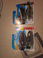 HotWheels: Batmobile:2022 (Grijs) en de Ferrari F40 (zwart), Ophalen