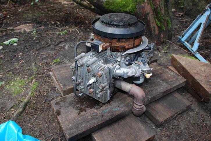 BRIGGS & STRATON 10 PK MOTOR VOOR ONDERDELEN, Tuin en Terras, Zitmaaiers, Gebruikt, Minder dan 90 cm, Elektrische starter, Ophalen