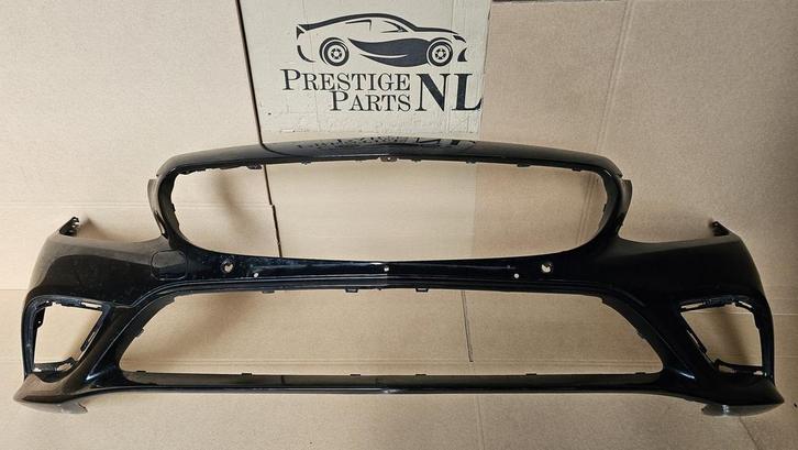 Voorbumper Mercedes C Klasse W205 Facelift bj.2019-2023 PDC, Autos : Pièces & Accessoires, Carrosserie & Tôlerie, Pare-chocs, Avant