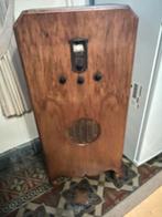 Radio ancienne en bois, Antiek en Kunst
