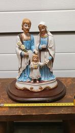 Heilige familie, Porseleinen postuur met stolp., Antiek en Kunst, Ophalen