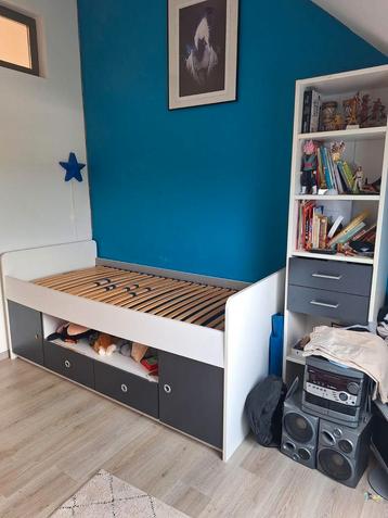 Kinderkamer als nieuw en zoals op de foto's, geheel beschikbaar voor biedingen