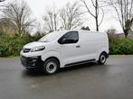 Opel Vivaro Cargo L2 2.0Turbo Diesel 3 zitplaatsen, Auto's, Bestelwagens en Lichte vracht, Voorwielaandrijving, Stof, Gebruikt