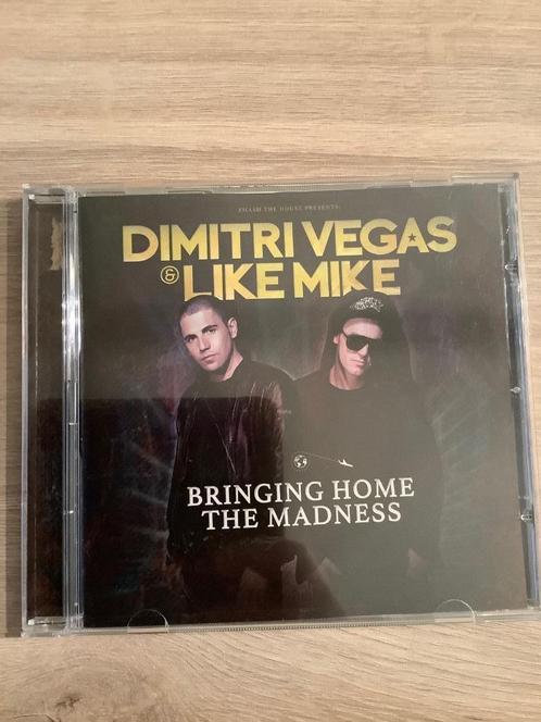 CD Dimitri Vegas & Like Mike - Bringing Home The Madness, Cd's en Dvd's, Cd's | Dance en House, Zo goed als nieuw, Ophalen of Verzenden