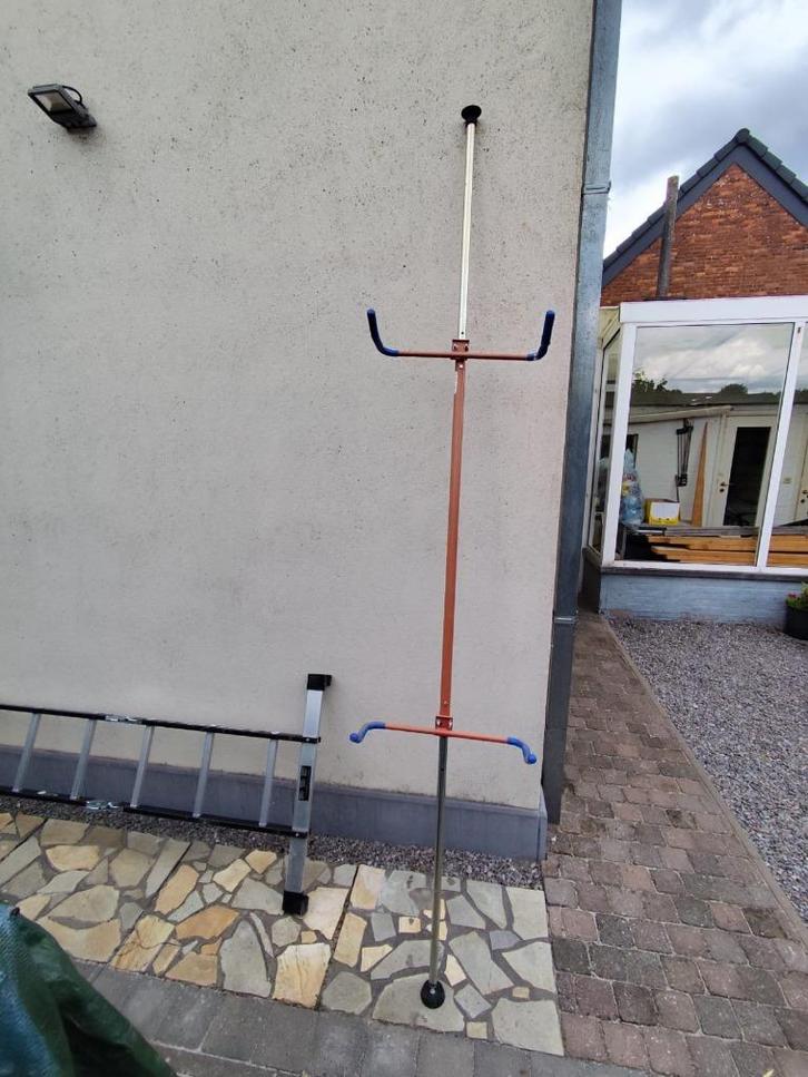 Support décathlon pour rangement deux vélos - voir photos, Auto diversen, Fietsendragers, Gebruikt, Ophalen