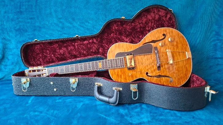 KOSH Leone Deluxe Jazz elektrische gitaar, Muziek en Instrumenten, Snaarinstrumenten | Gitaren | Elektrisch, Zo goed als nieuw