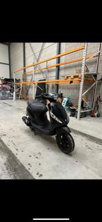 Piaggio zip 4t A-klasse, Vélos & Vélomoteurs, Scooters | Piaggio, Enlèvement ou Envoi, Zip, Électrique