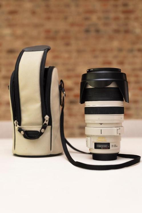 Canon EF 28-300mm F/3.5-5.6 L IS USM, Audio, Tv en Foto, Foto | Lenzen en Objectieven, Zo goed als nieuw, Telelens, Zoom, Ophalen of Verzenden
