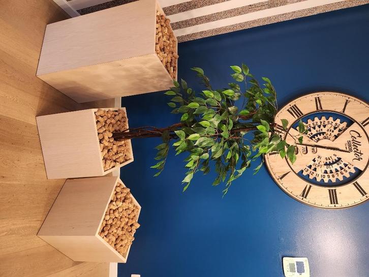 Bloembakken 3delig 120euro, Tuin en Terras, Bloembakken en Plantenbakken, Gebruikt, Overige materialen, Binnen, Balkon, Tuin, 60 cm of meer