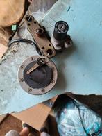 Suzuki RF slotenset, Motoren, Ophalen