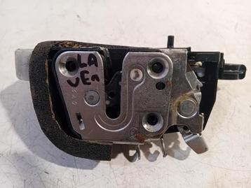 PORTIERVANGER CV ELEKTR. LINKS ACHTER Nissan X-Trail (T32) beschikbaar voor biedingen