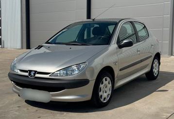 PEUGEOT 206 | BENZINE | MANUEEL | GEKEURD | PROPERE STAAT beschikbaar voor biedingen