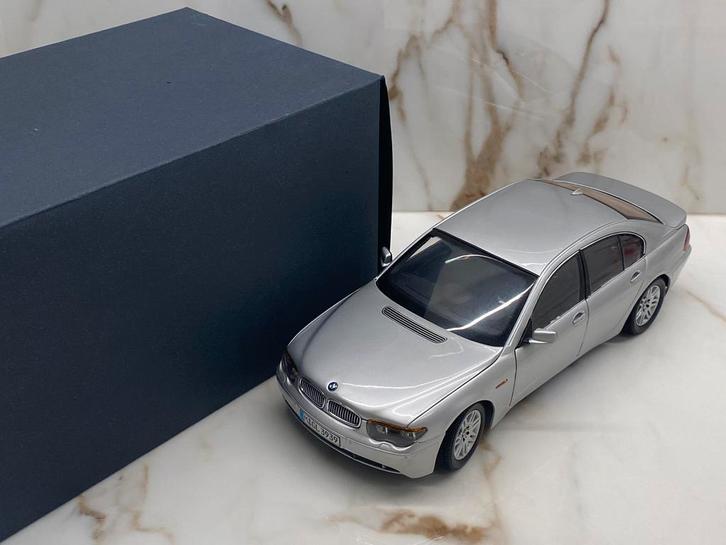 Kyosho BMW 745i (E65), Hobby en Vrije tijd, Modelauto's | 1:18, Zo goed als nieuw, Auto, Kyosho, Ophalen of Verzenden
