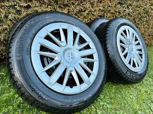 Peugeot 207-208 winterset + Michelin 185 65 15 sneeuwbanden, Auto-onderdelen, Banden en Velgen, Banden en Velgen, Winterbanden