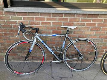 Koers fiets trek bontrager sl beschikbaar voor biedingen