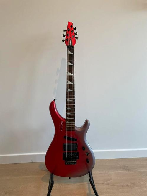 Elektrische gitaar Daytone Aiglon Pro, Muziek en Instrumenten, Snaarinstrumenten | Gitaren | Bas, Zo goed als nieuw, Ophalen