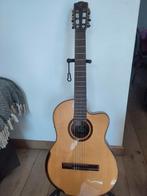 Guitare classique électro acoustique (Merida), Comme neuf, Guitare classique ou espagnole, Avec capteur (piezo)