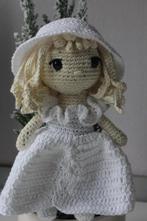 Zelfgehaakt bruidsmeisje (Amigurumi), Ophalen of Verzenden, Nieuw