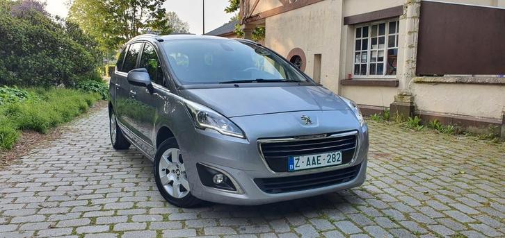Peugeot 5008 1.6 diesel euro 6, Auto's, Peugeot, Bedrijf, ABS, Achteruitrijcamera, Adaptieve lichten, Airbags, Airconditioning