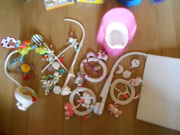 petit pot Babybjorn mobile musical Noukie Sauthon Tiny love beschikbaar voor biedingen