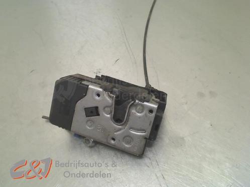 Deurslot Cilinder links van een Opel Vivaro, Auto-onderdelen, Carrosserie, Opel, Gebruikt, 3 maanden garantie, Ophalen of Verzenden