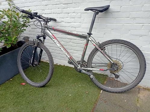 merida tfs 500 met shimano xt voor weg en bos, Fietsen en Brommers, Fietsen | Mountainbikes en ATB, Gebruikt, Merida, 45 tot 49 cm