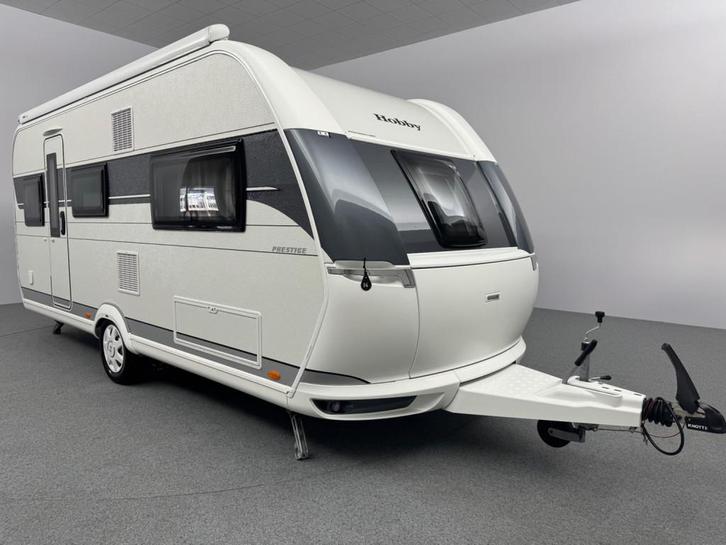 Hobby Prestige 495 UL Enkele bedden Cassetteluifel Mover, Caravans en Kamperen, Caravans, tot en met 4, Rondzit, Hobby, 2 aparte bedden