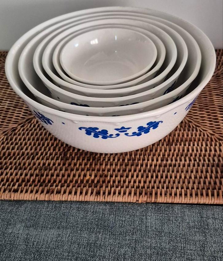 6 bols de Boch Festival Coronation (feuille de chêne), Antiquités & Art, Antiquités | Services (vaisselle) pièces, Enlèvement