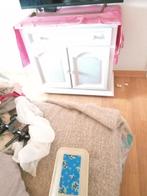 A vendre meuble et chaise  Prix 70 euro pour les 2, Kinderen en Baby's, Kinderkamer | Complete kinderkamers, Ophalen of Verzenden