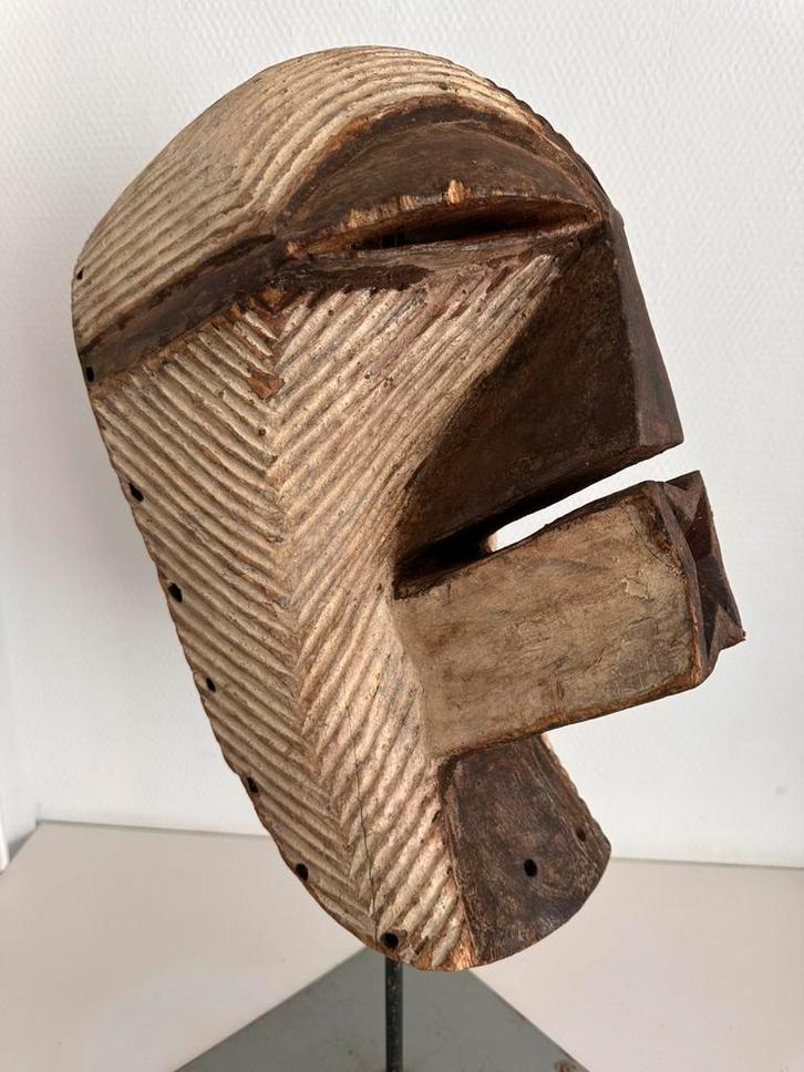 Songye kifwebe masker privé collectie Matadi 1950 Congo, Antiek en Kunst, Kunst | Niet-Westerse kunst, Verzenden
