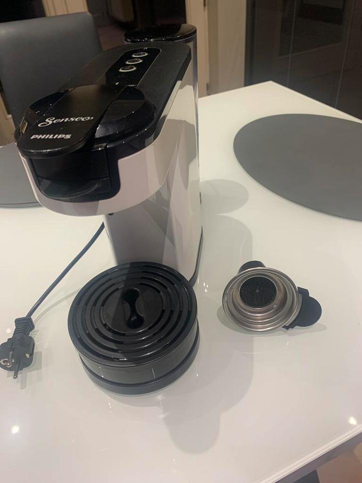 Machine à café Senseo Philips – Très bon état !, Elektronische apparatuur, Koffiezetapparaten, Zo goed als nieuw, Koffiepads en cups