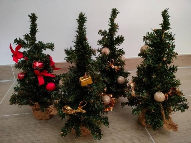 Kerstboompjes - set van 4 stuks, Diversen, Kerst, Gebruikt, Ophalen of Verzenden