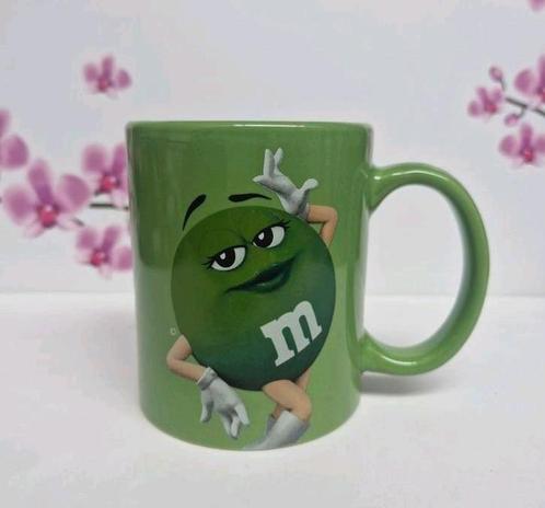 💚 Groene M&M mok, Verzamelen, Stripfiguren, Zo goed als nieuw, Overige typen, Overige figuren, Ophalen of Verzenden
