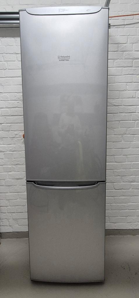 ARISTON HOTPOINT combikoelkast, A++, zilver., Elektronische apparatuur, Koelkasten en IJskasten, Gebruikt, Met aparte vriezer