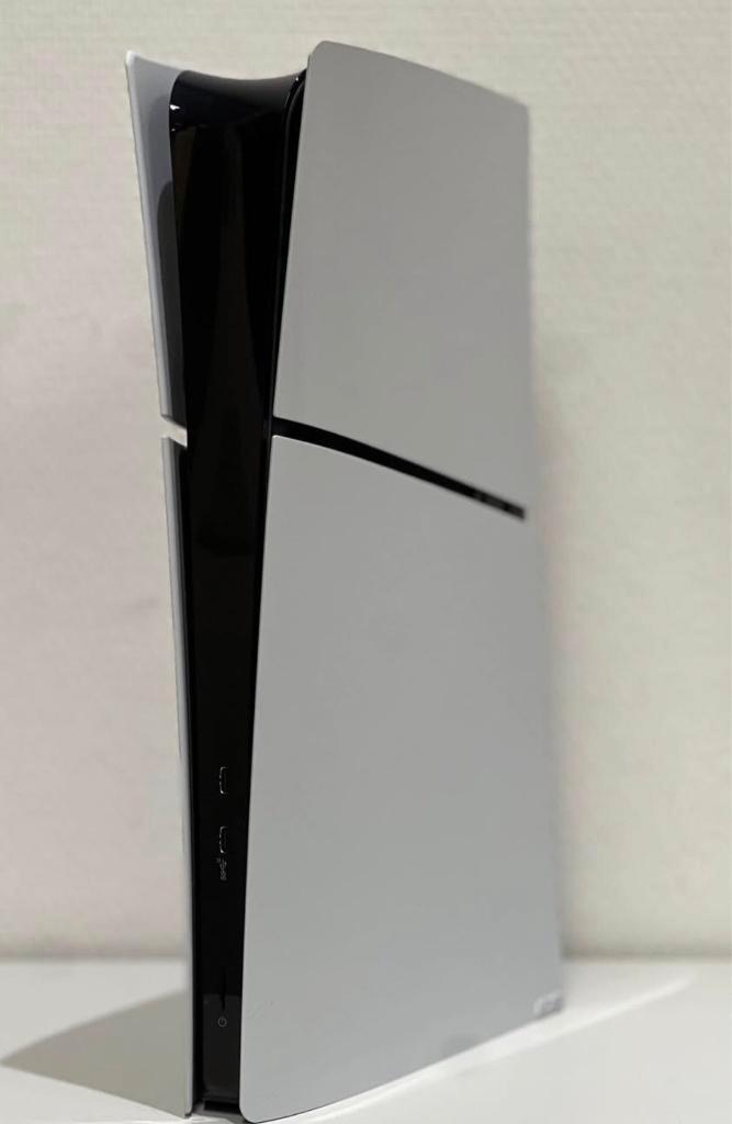 Manettes PlayStation 5 + 2, Consoles de jeu & Jeux vidéo, Consoles de jeu | Sony PlayStation 5, Comme neuf, Playstation 5 Digital