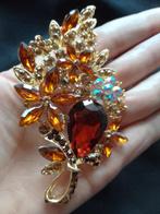Prachtige vintage metalen broche, Handtassen en Accessoires, Broches, Verzenden, Zo goed als nieuw, 7 tot 10 cm