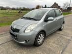 Toyota Yaris 1.3 VVT-i 1 propriétaire, Auto's, Stof, Zwart, 4 cilinders, 0 kg