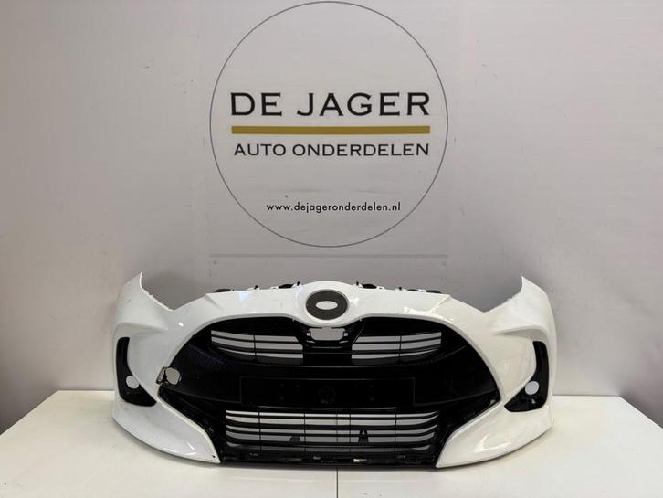 TOYOTA YARIS 4 P21 VOORBUMPER BUMPER COMPLEET 52119-0DA00, Auto-onderdelen, Carrosserie, Bumper, Toyota, Voor, Gebruikt