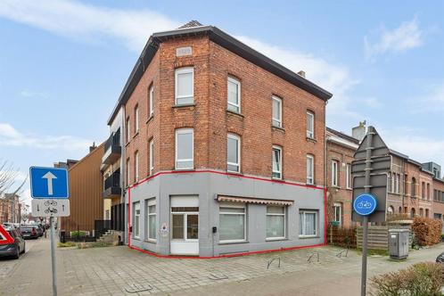 Appartement te koop in Merksem, 2 slpks, Immo, Huizen en Appartementen te koop, Appartement, C
