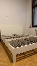 Double-Bed and bedframe, Huis en Inrichting, Slaapkamer | Bedden, Ophalen, Wit, Tweepersoons, Zo goed als nieuw