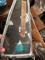 Vaste achterste zijruit Mazda 929 L Legato, Auto-onderdelen, Ophalen of Verzenden, Gebruikt, Mazda